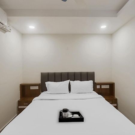 Treebo Trend DJ Grand Hotel Tirupati Buitenkant foto