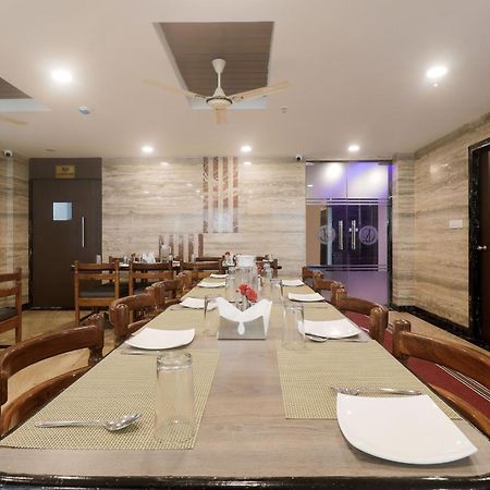 Treebo Trend DJ Grand Hotel Tirupati Buitenkant foto