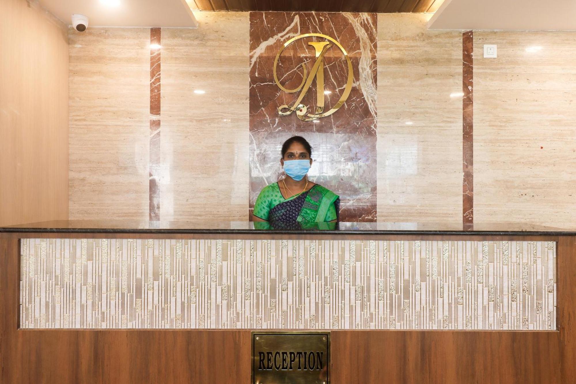 Treebo Trend DJ Grand Hotel Tirupati Buitenkant foto
